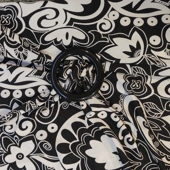 Notations blouse xl black and white - Picture 4 of 5